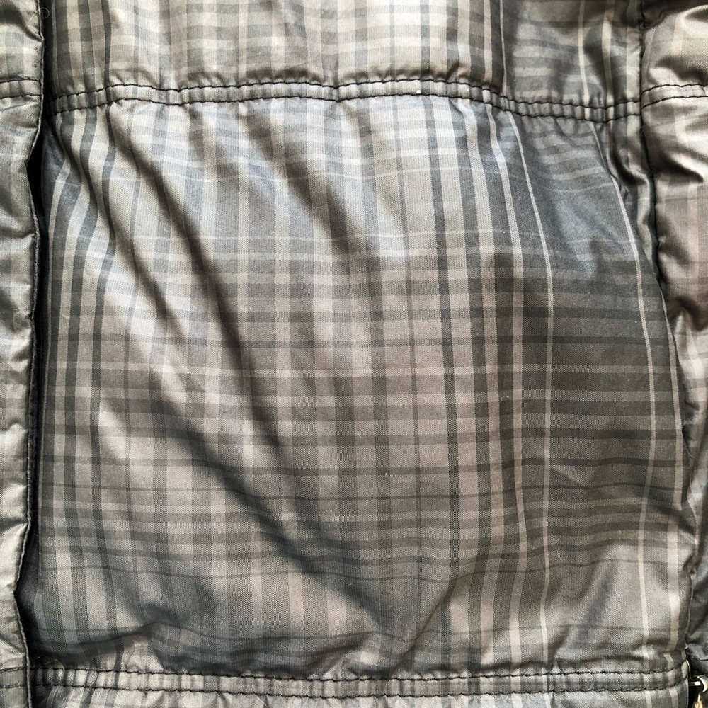 ⭐️ Woman’s Gray Plaid Columbia Omni Shield Down Puffer Coat Jacket Size MEDIUM - Picture 3 of 16
